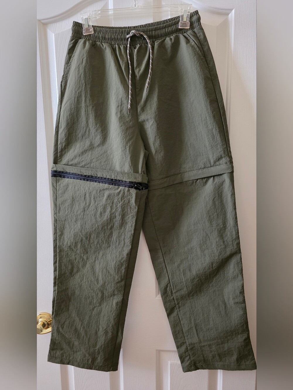 Women's Olive Green Convertible Zip-Off Hiking Pants / Shorts – Size Medium EUC